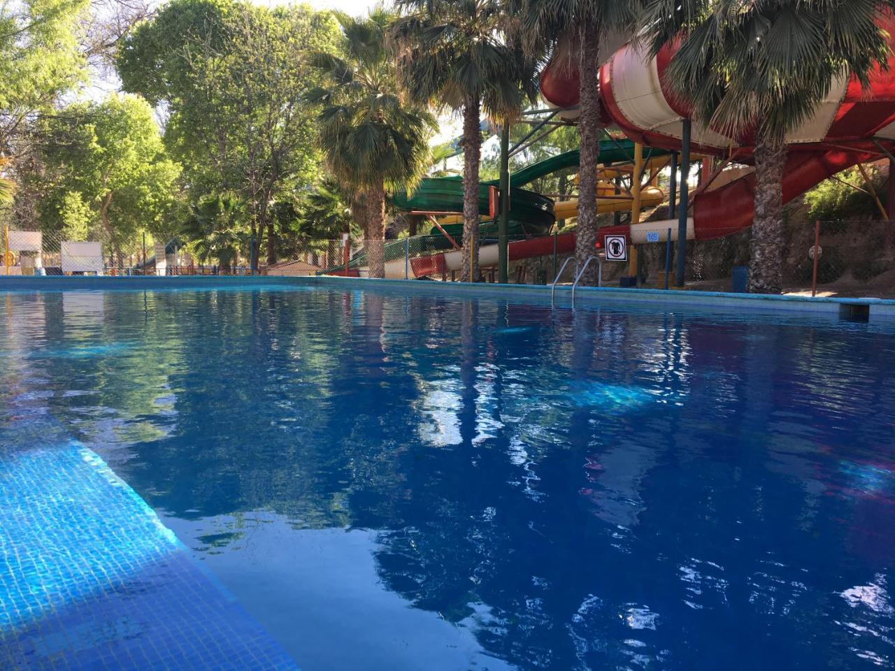 Hotel Y Balneario Ojo Caliente Camargo Eksteriør billede